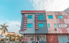 Oyo 2230 Ava Guest House